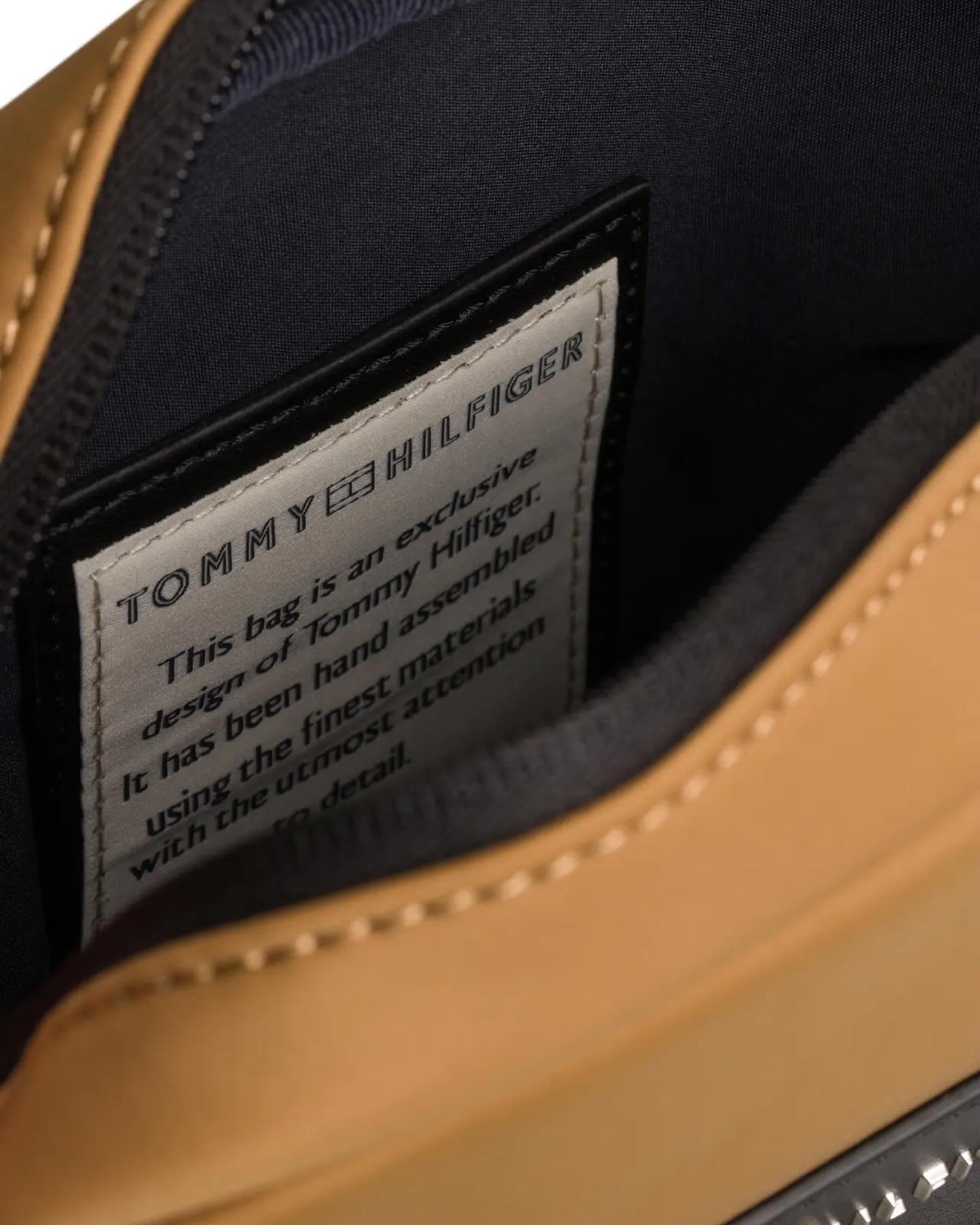Tommy Hilfiger bag