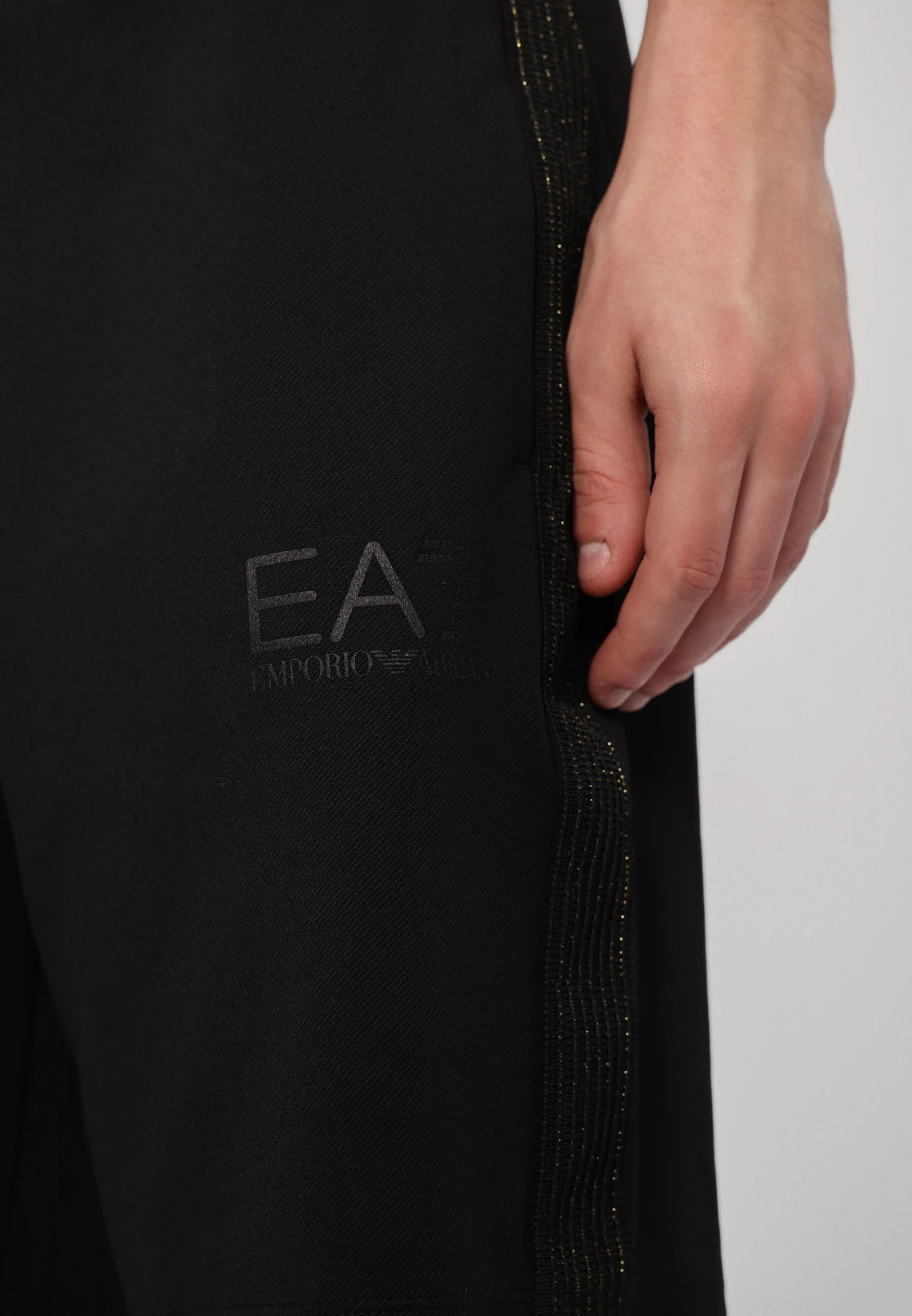 EA7 shorts