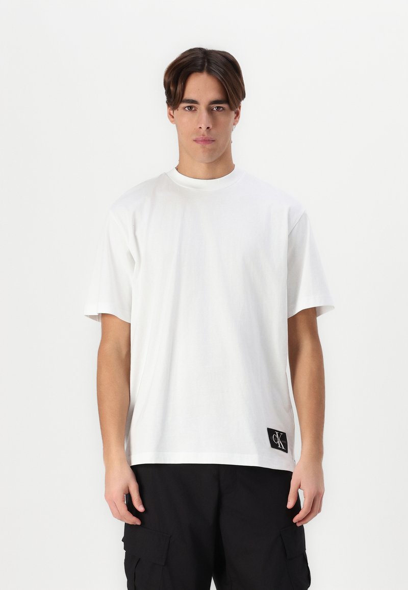 Calvin Klein t-shirt