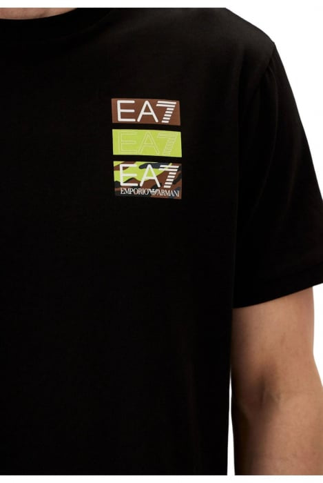 EA7 t-shirt