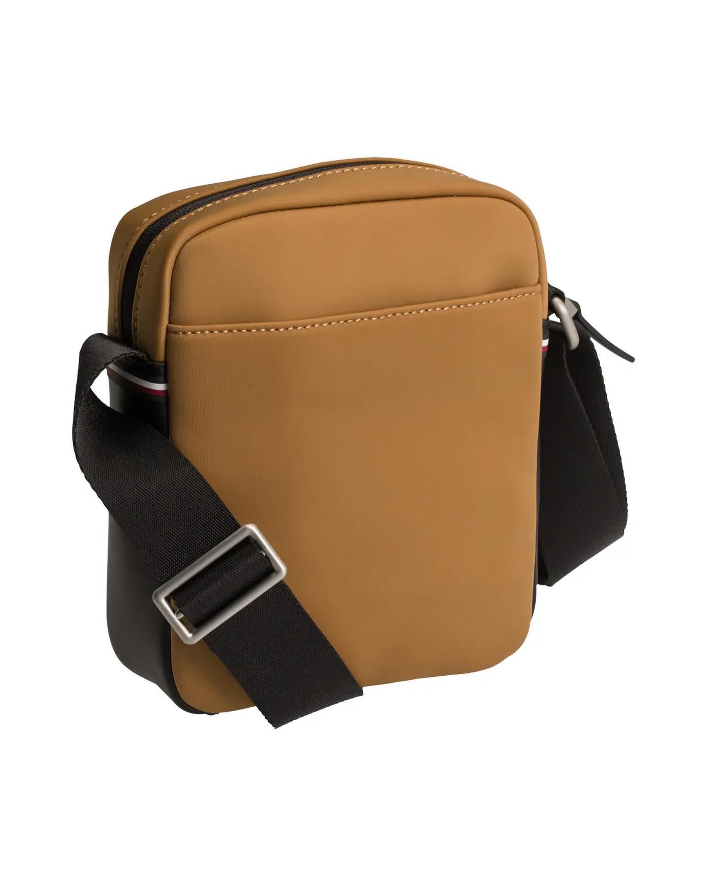 Tommy Hilfiger bag