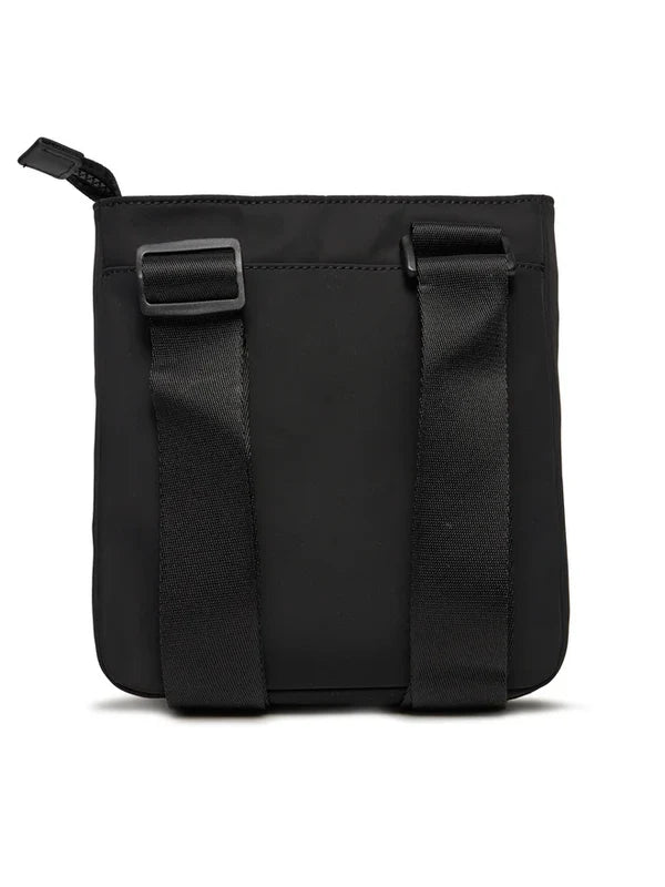 Tommy Hilfiger bag