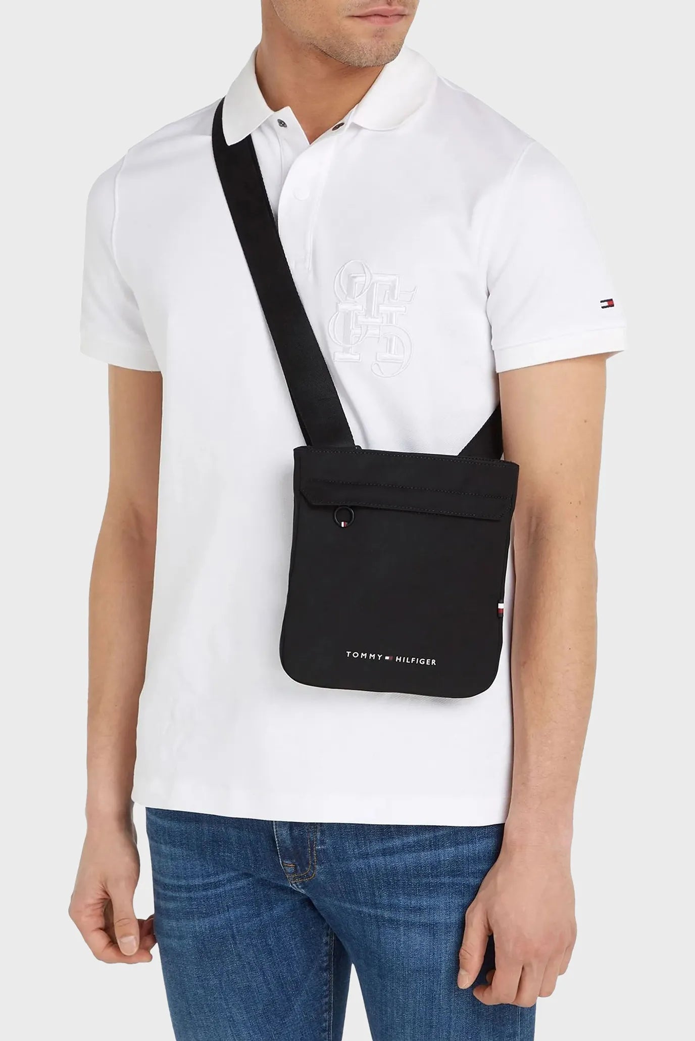 Tommy Hilfiger bag