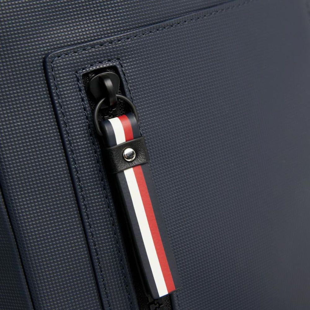 Tommy Hilfiger bag
